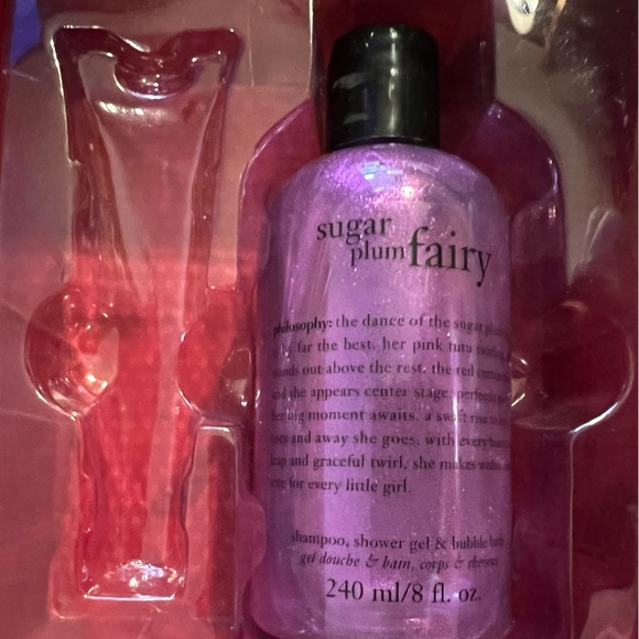 BNIB Shampoo, Shower Gel, & Bubble Bath! - Picture 3 of 13